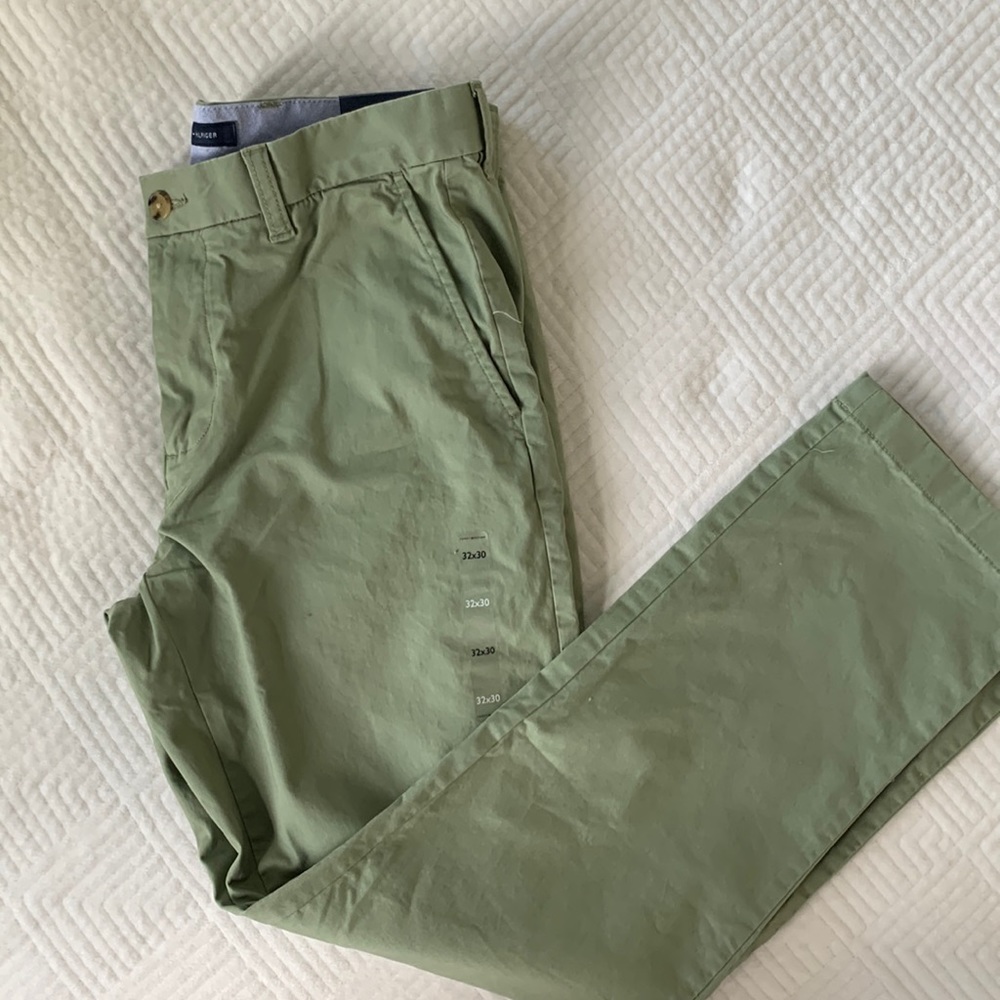 Green Tommy Hilfiger chino pant